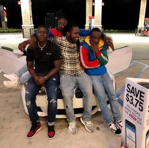 Meet your Posher, Bryce